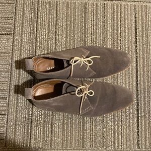 ALFANI - Gray suede Brent Chukkas size 12 Men’s